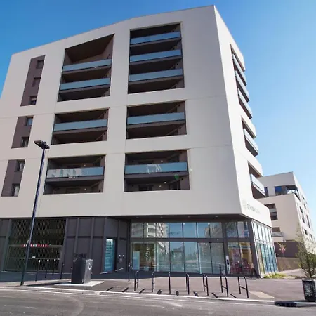 Rive Droite Apartament