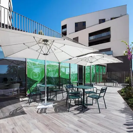 Rive Droite Apartment Bordeaux